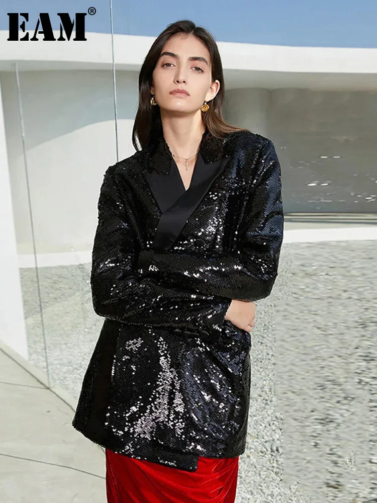 

[EAM] Women Big Size Black Sequins Blazer New Notched Collar Long Sleeve Loose Fit Jacket Fashion Spring Autumn 2024 1DD4414