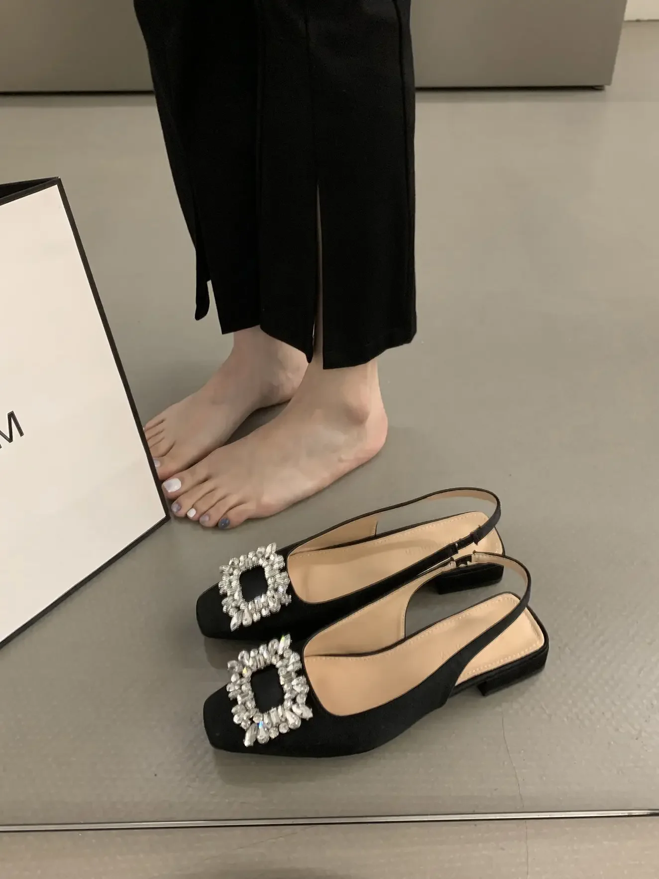 Rhinestone Women's Pumps Pointed Toe Slingback Thin-heeled Female Sandals New Fashion Crystal Shallow Mouth Ladies Shoes