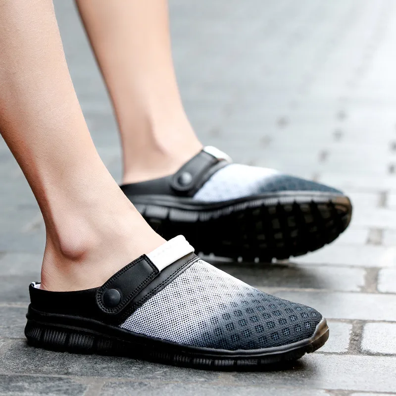 2023 New Summer Beach Sandals Men and Women Clogs Shoes Beach Slippers Mesh Breathable Men Slippers Sandals Couple