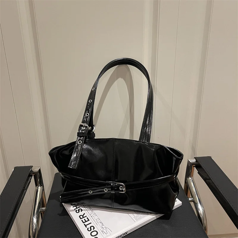 New Fashionable Versatile Belt Buckle Handbag Korean Style Solid Color Soft Leather Women’s Casual Shoulder Bag Underarm Bag