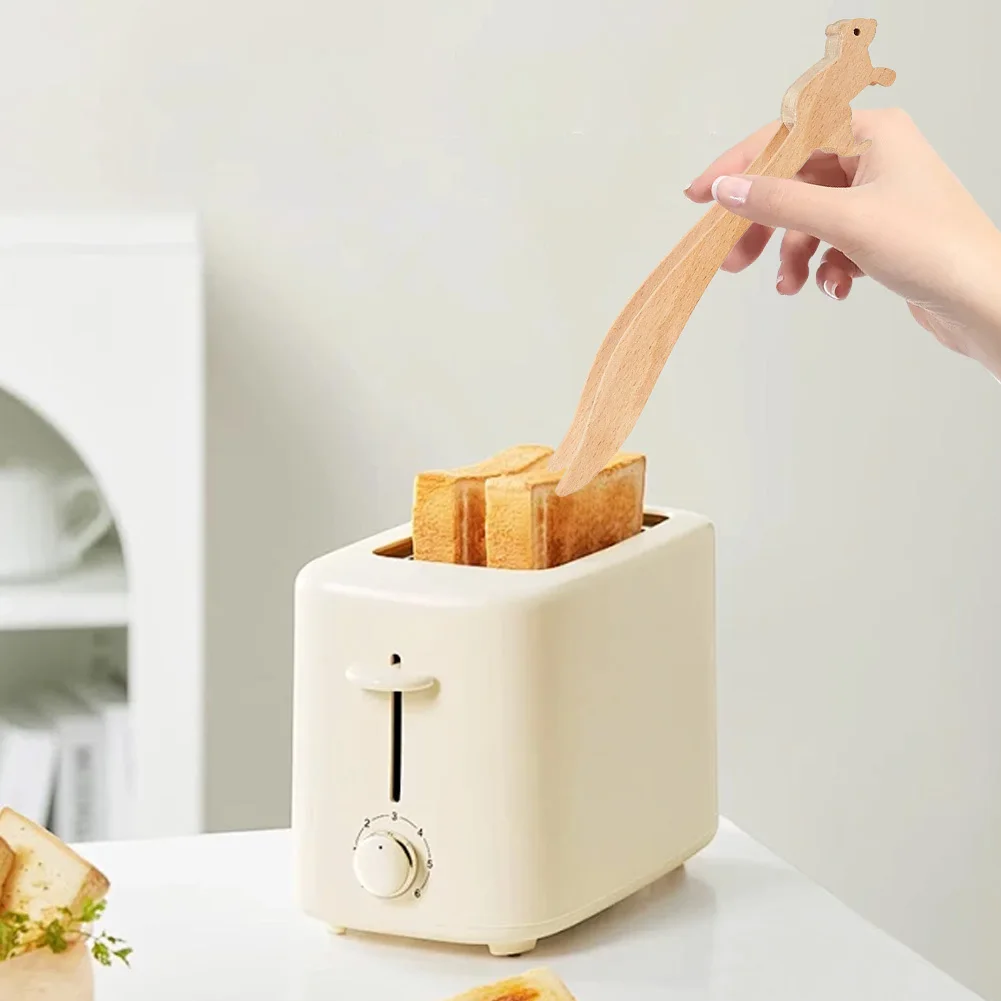 Wooden Toaster Tongs Reusable Toast Tongs Squirrel Shaped Toast Salad Kitchen Utensils