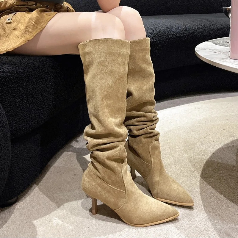 

Brown suede pile up boots, Western denim boots, long boots, women's autumn new retro slim heeled pointed knightly boots