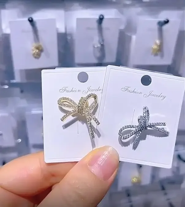 

One Piece Micro Crystal Zircon Bow Earring Jaceket