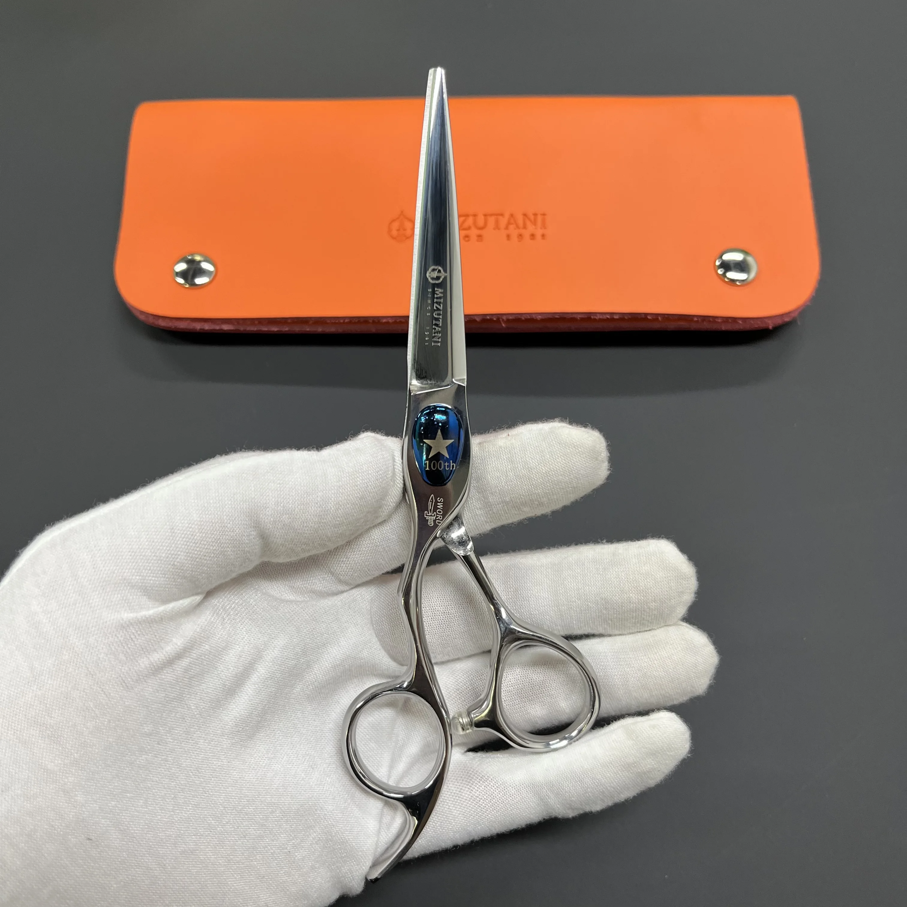 left hand scissors