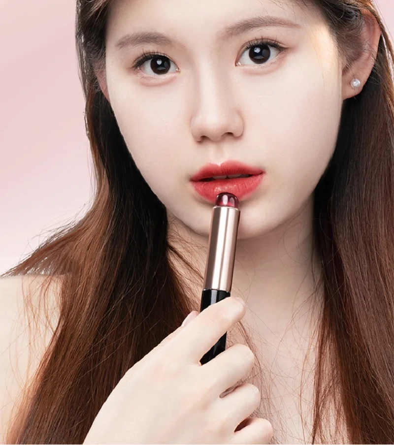 Silicone Lip Brush 1PCS Concealer Makeup Tool Q Soft Fingertips Lip Balm Gloss Stick Applicator With Dust Proof Cover lip brush,makeup tool