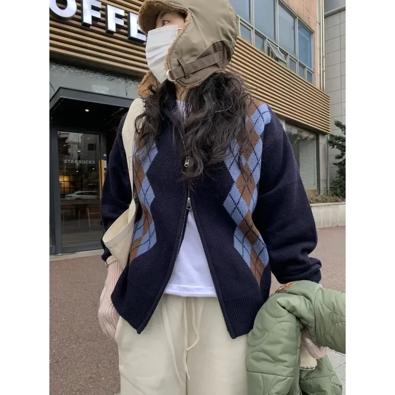 

Корейский модный Женский вязаный кардиган на двойной молнии контрастный цвет на молнии свободный утепленный зимний свитер маленькое пальто