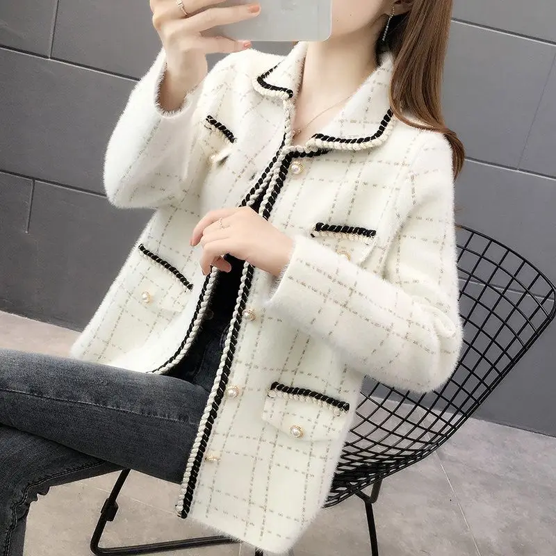 Autumn Winter Plaid Fashion Long Sleeve Coats Women Casual High Street Elegant Button Vintage Korean Style All-match Cardigan