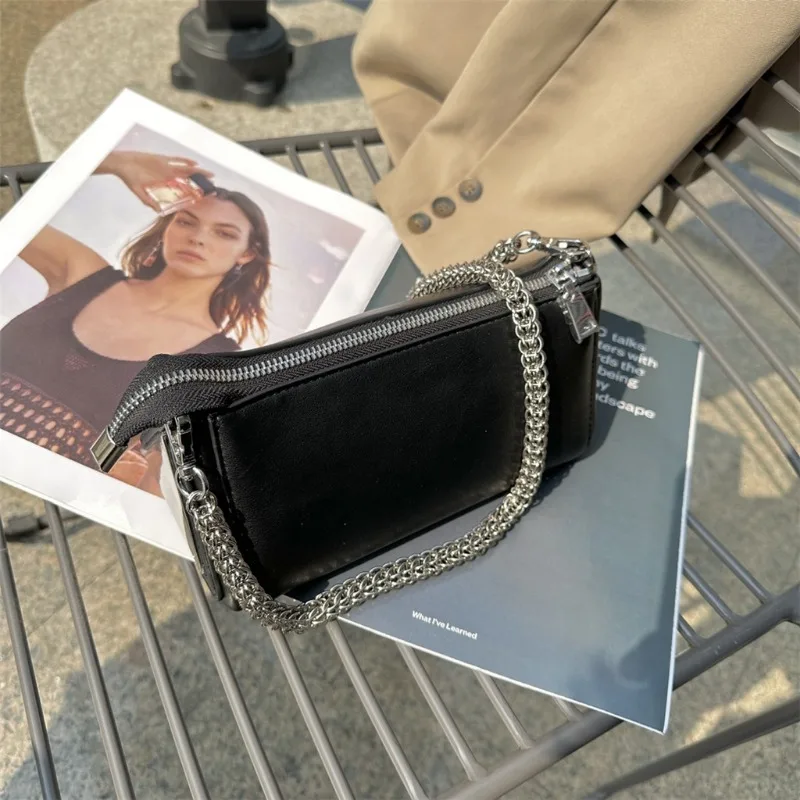 Рисунок 4 - Модная прямоугольная Женская сумочка