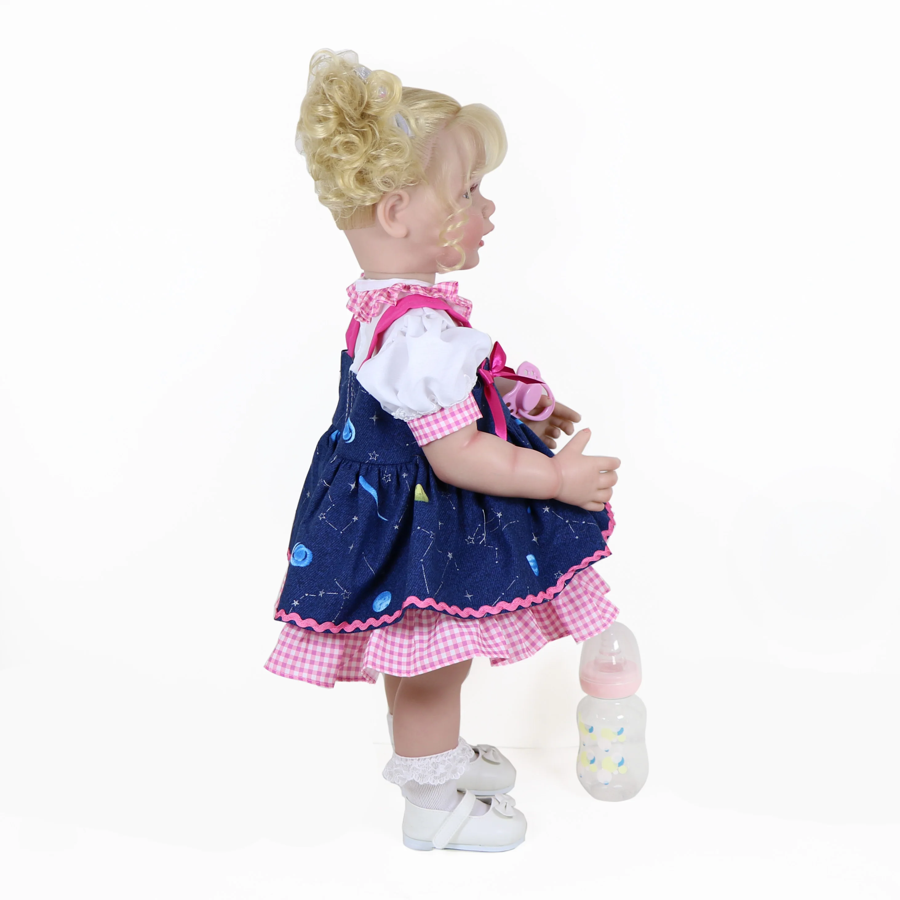 Close-up Portrait Of Small Girl With Blond Hair And Blue Eyes Stock Photo,  Picture and Royalty Free Image. Image 12435485., image size:2926x2926