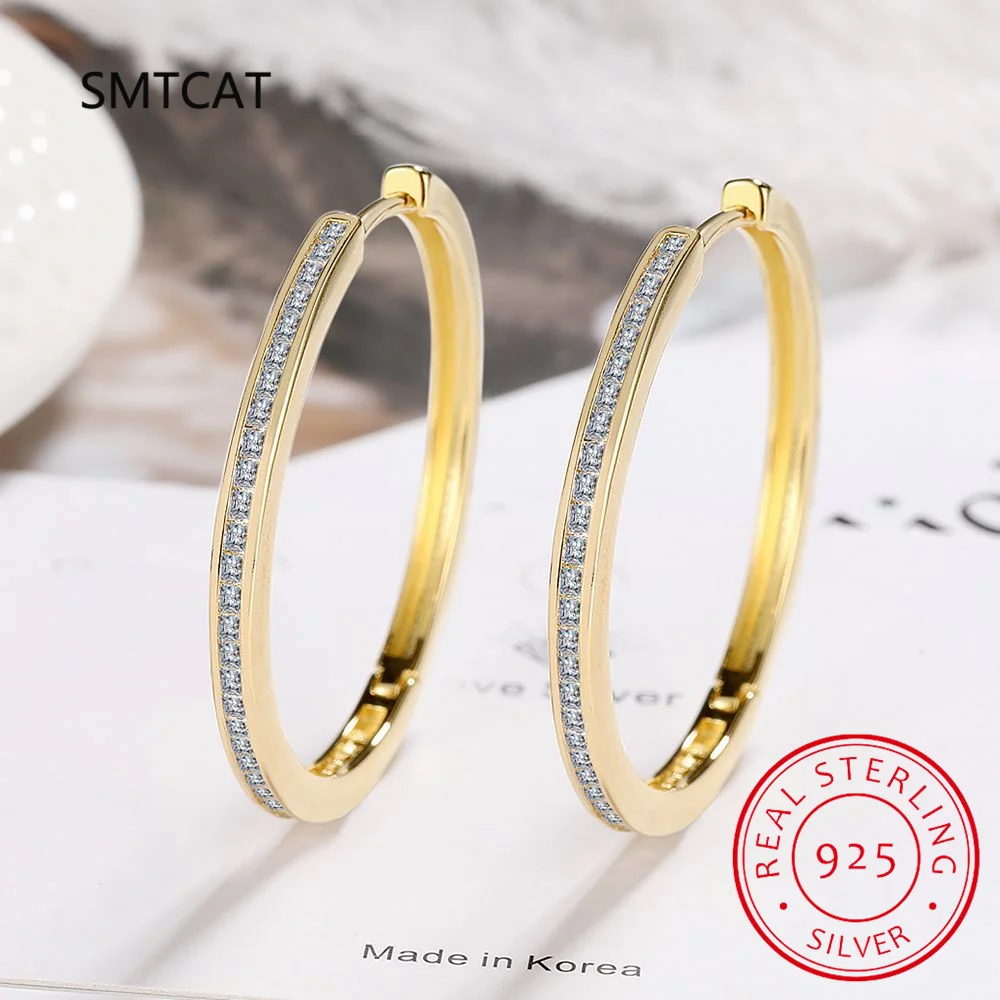 Earrings Details