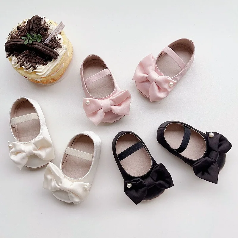 Cute Baby Shoes 2024 Spring Newborn Princess Girls Solid Color Pearl Bow Soft Tole Non-Slip PU Leather First Walkers 0-18Months