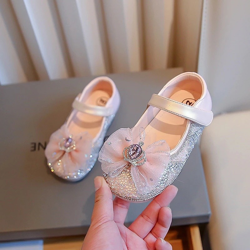 

Children Crystal Shoes for Girls Bow with Crown Simple Sequined Shiny 2023 Spring Summer Shallow Mary Janes for Party Wedding