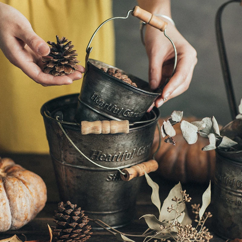 Vintage Iron Handle Bucket Metal Retro English Printing Wrought Iron Food Barrel Flower Vase Pot Tub Home Decoration Photography - Image 6