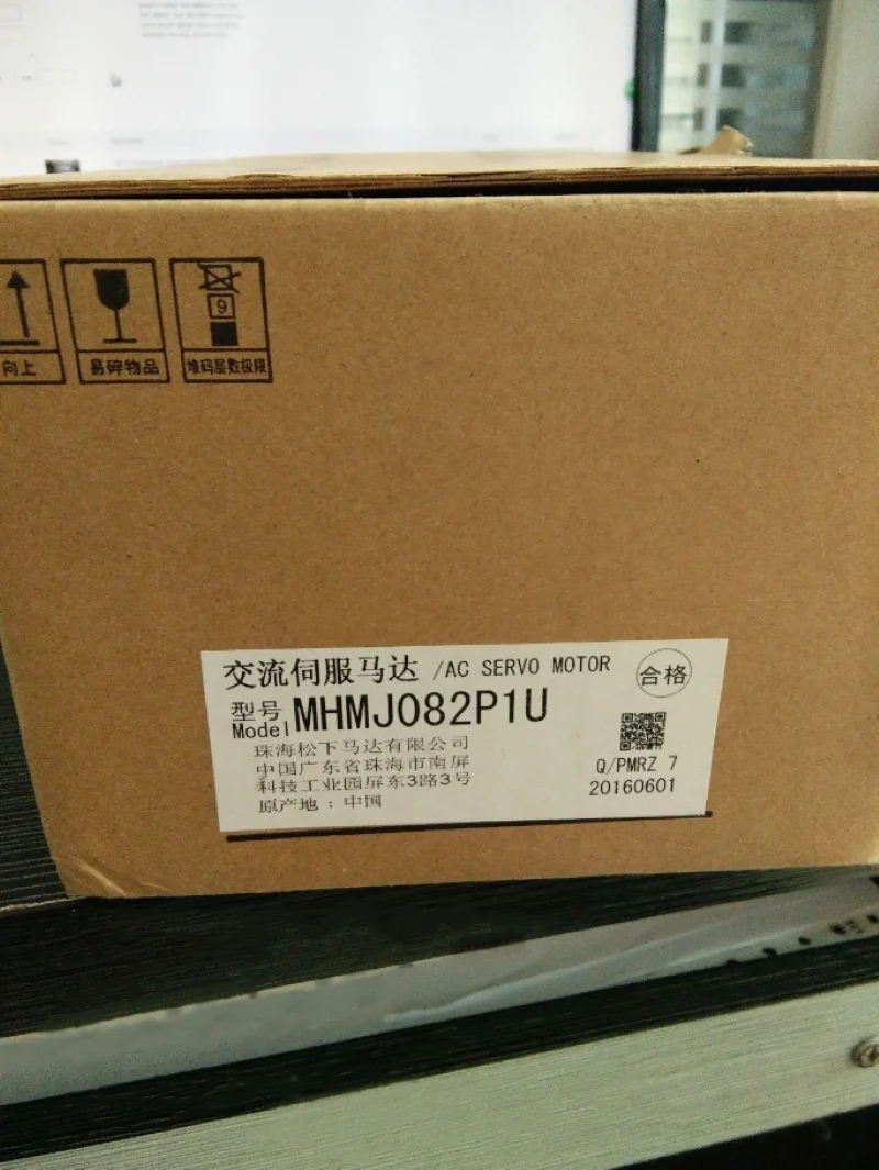 

Серводвигатель переменного тока MHMJ082P1U, 1 шт., Новый в коробке, быстрая доставка