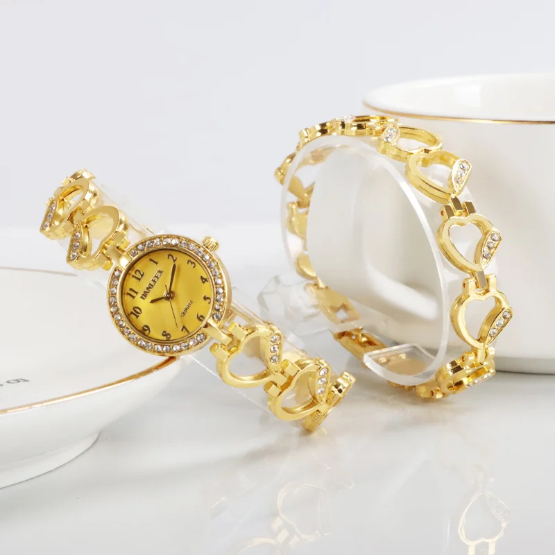 

Fashion Women Heart Bracelet Watch Rose Gold Quartz Watch Wristwatch Women Dress Casual Bracelet Watches Gift Accessories