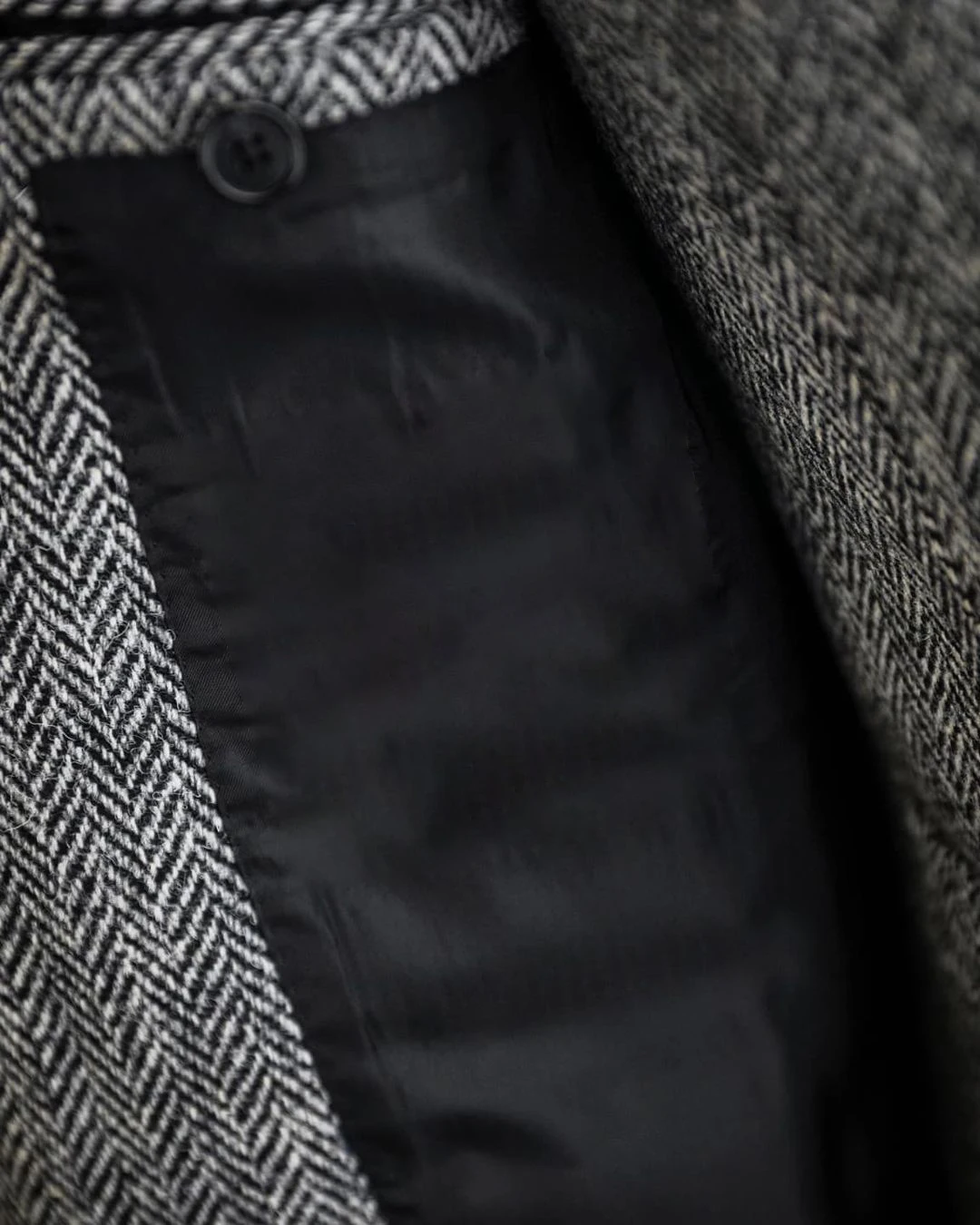 Herringbone Men Suit Tailor-Made 3 Pieces Blazer Vest Pants Tuxedo Single Breasted Modern Business Wedding Groom Prom Tailored