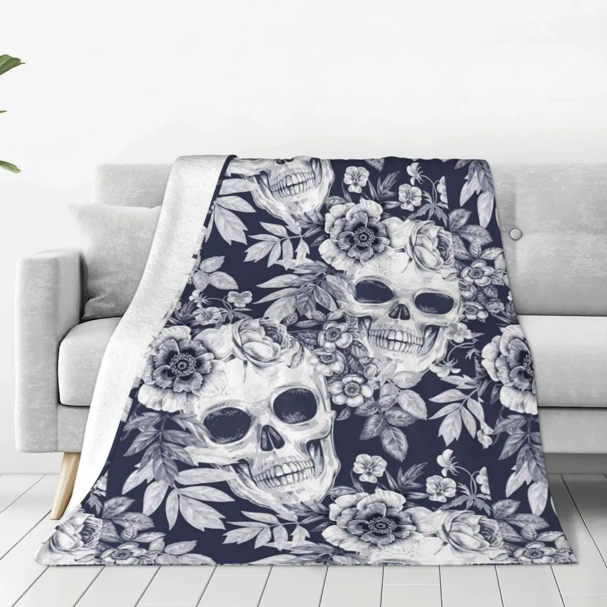 

Death Skull Gothic Flowers Blanket Velvet Spring Autumn Multifunction Soft Throw Blanket for Bed Bedroom Rug Piece