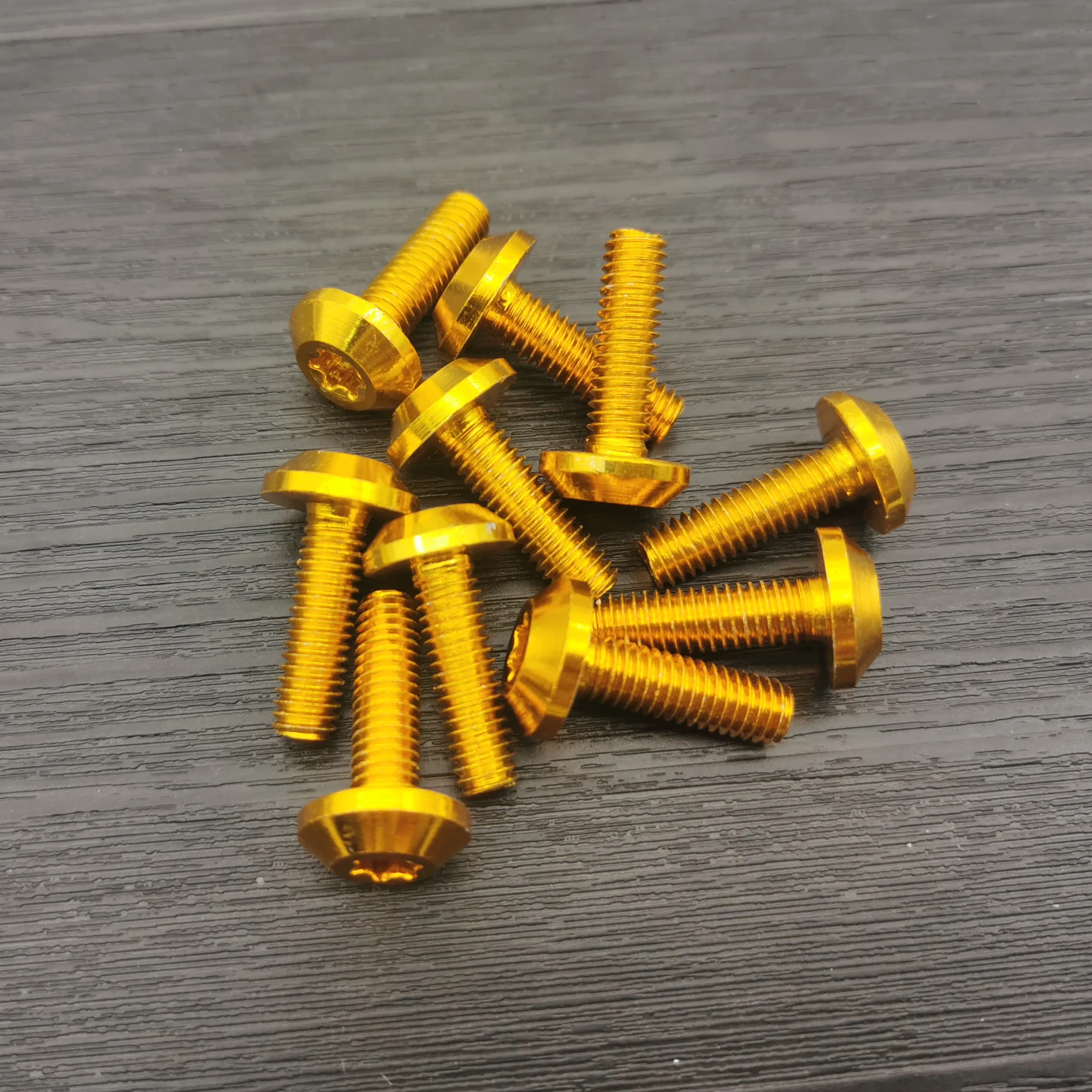 10 Stück Schrauben, schwarz, Aluminium, M6 x 20 mm, Motorrad, rot eloxiert, 25 mm Schrauben, rote Schrauben, M6, Kopfkopfschrauben – Detail 6