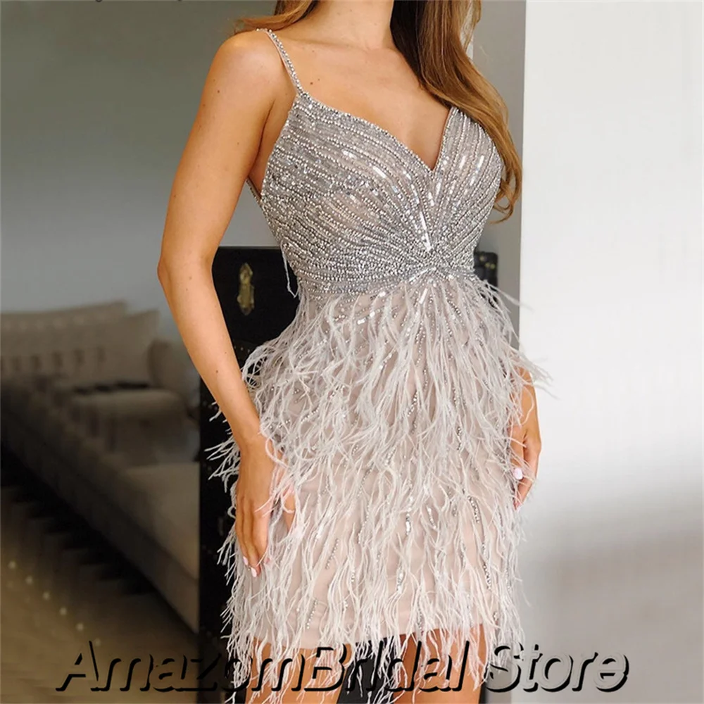 

Silver Sleeveless Sexy Backless Gowns 2023 Beaded Feather Fringe Deep-V Neck Mermaid Ladies Party Cocktail Dress Glitter Sling