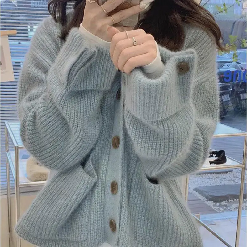 

Women's Korean- V-neck Soft Nuo Sweater New Single-Breasted Loose All-Matching Lazy Style Knitted Cardigan Coat Fashion