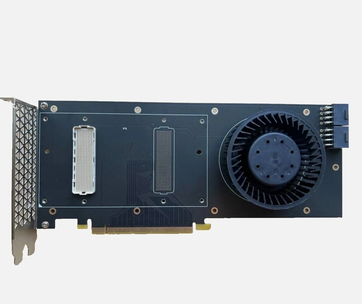NVIDIA PCIe用SXM2アダプター 水冷式、16GB SXM2ボード付属 PCIe用SXM2アダプター（水冷式 16GB SXM2ボード付属）｜Yahoo