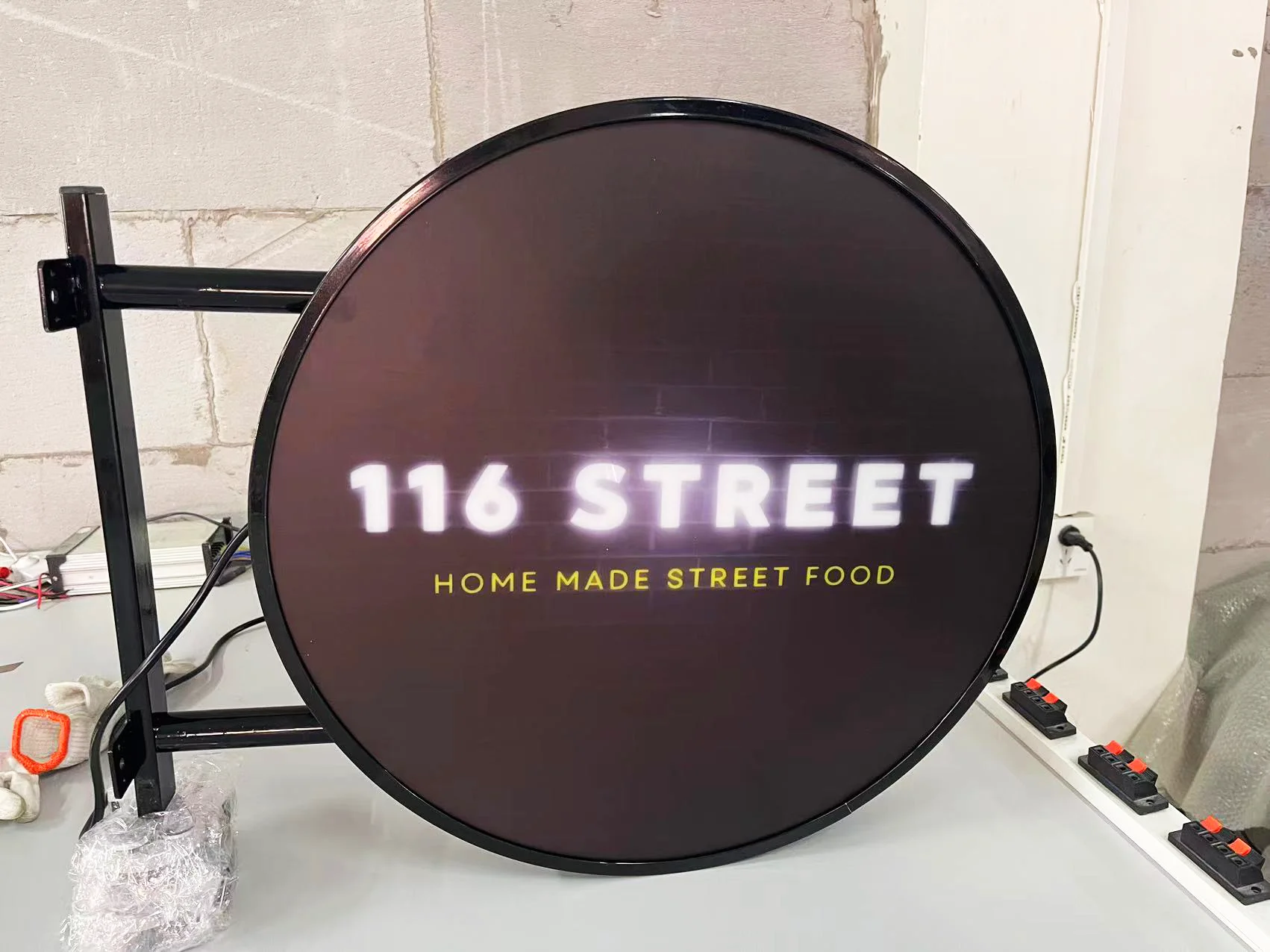 Light Box Signs Outdoor Nearby