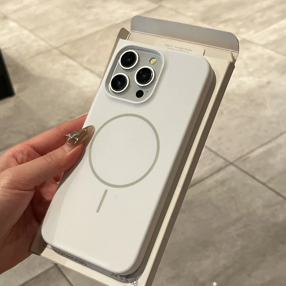 Premium Shockproof Liquid Silicon Case with MagSafe Compatibility