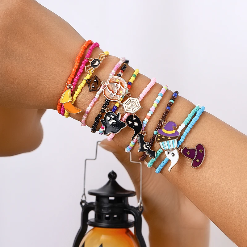 Aihua 5 teile/los Mode Halloween Geist Spinne Fledermaus Kürbis Armbänder für Frauen Hip Hop Perlen Armbänder Halloween Schmuck Geschenke