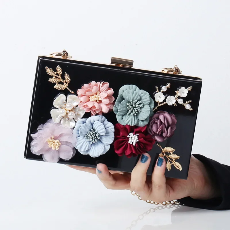 Fashionable and Versatile New Banquet Bag for Women Personalized Design Chain Shoulder Bag Flower Acrylic Handheld Crossbody Bag