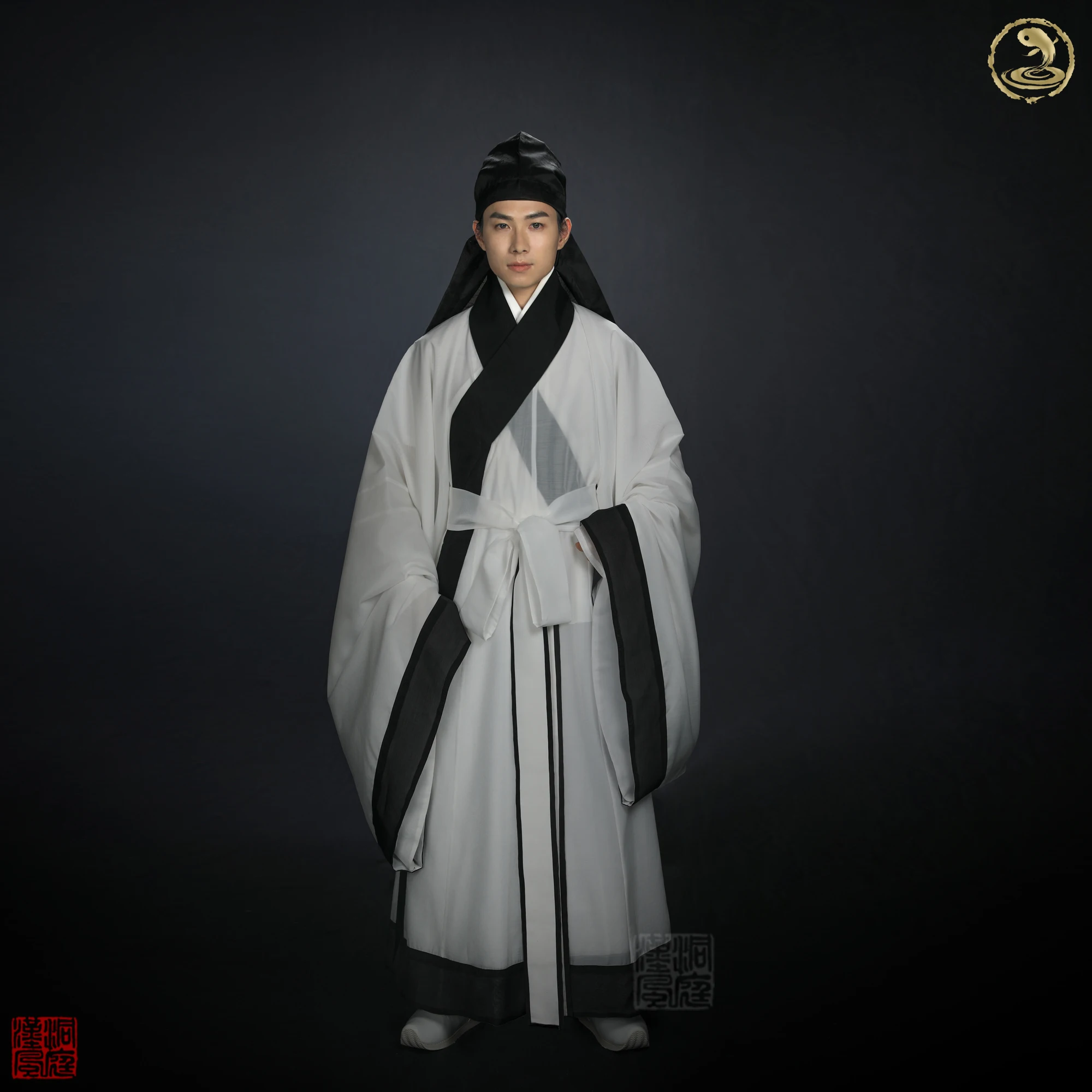 

Traditional Chinese Costume Hanfu Ming Dynasty Plain Yarn Deep Clothes One piece connection White