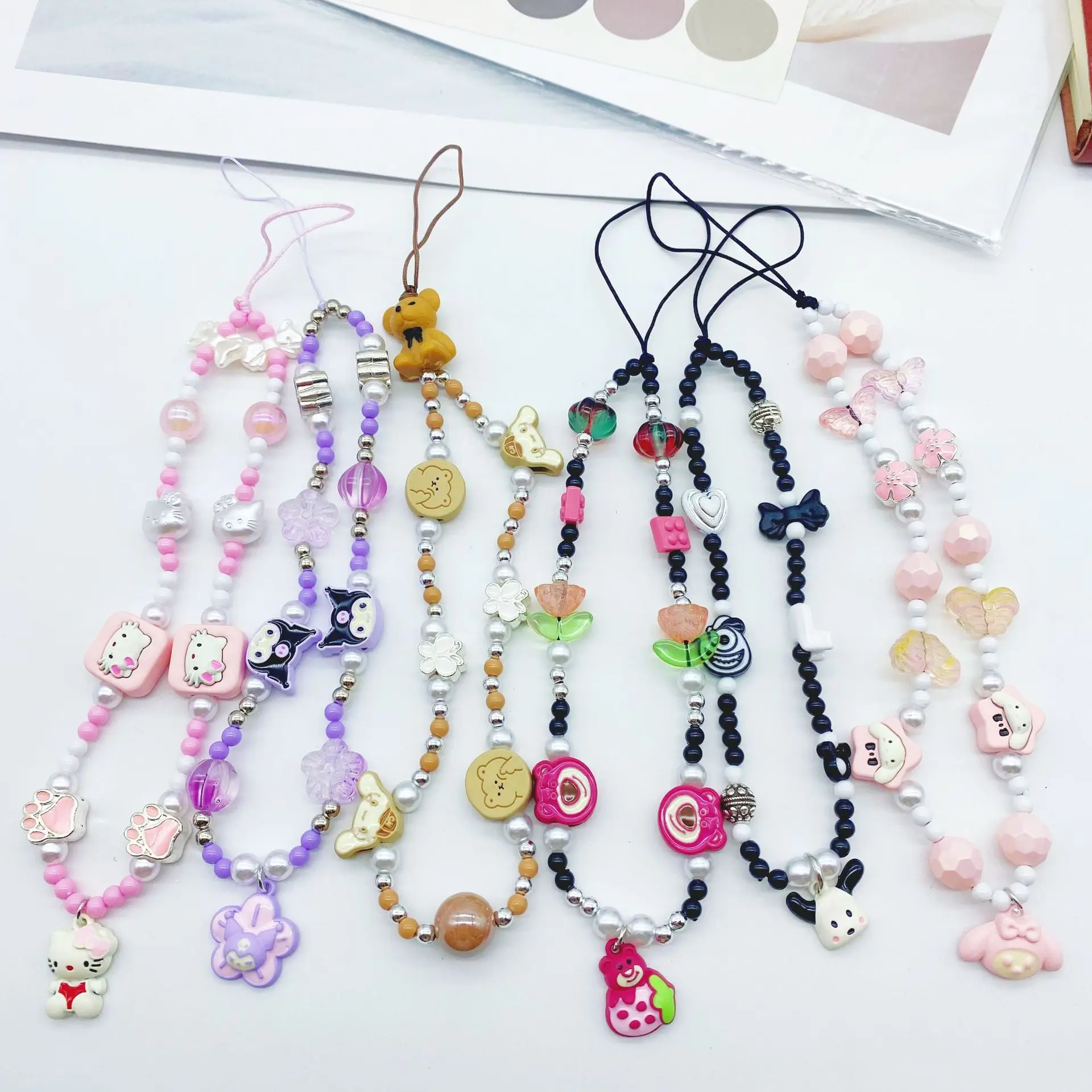 

Sanriod Hello Kitty Cute Girl Pendant Kawaii Cinnamoroll Key Chain Cartoon Pochacco String of Beads Phone Lanyard Girl Gift