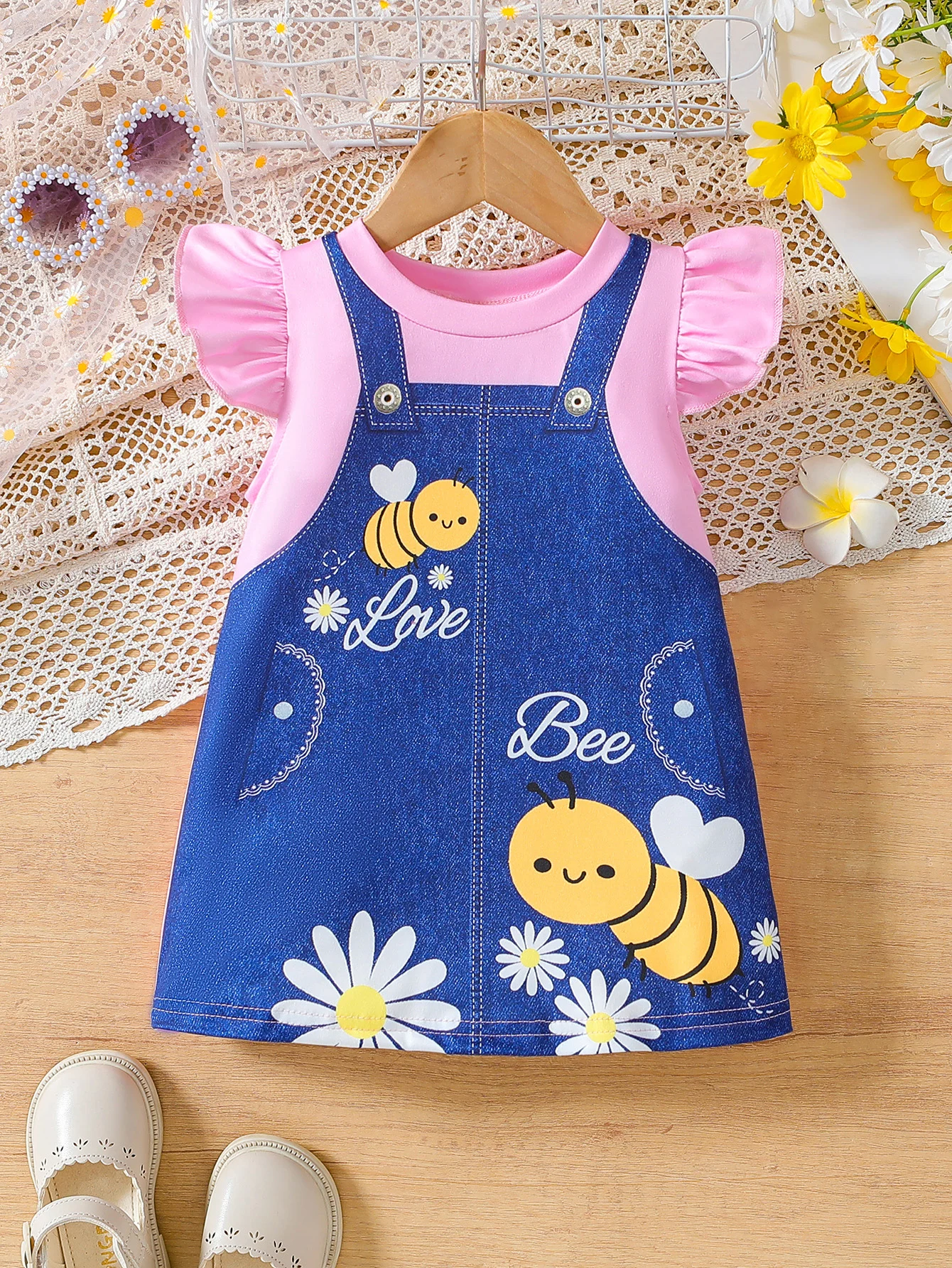 Girls Dress Baby Girl Dress A summer cute and fun little bee flower round neck fake two-piece suspender dress