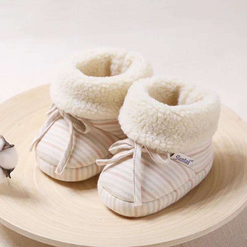 

Autumn and Winter New Baby Baby Soft-soled Shoes for Men and Women Full Moon Infant Anti-slip Toddler Shoes Thickened Children