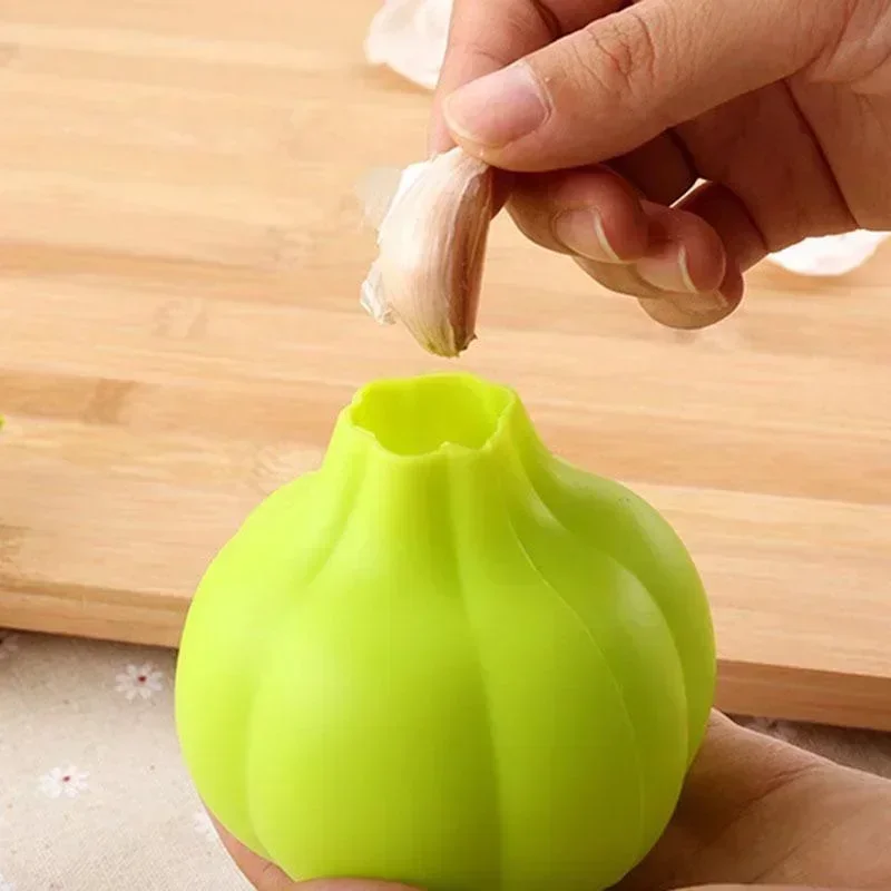 Silicone Garlic Peeler Garlic Skin Remover Easy Quick To Peel Garlic Cloves Roller Peeling Funny Kitchen Gadgets Kithchen Tools