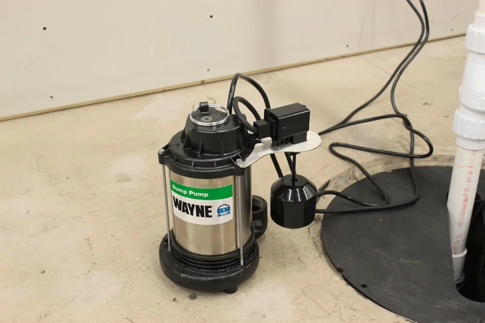 1 HP Heavy Duty Submersible Sump Pump - Cast Iron & Stainless Steel, 6100 GPH Water Removal, Easy Installation