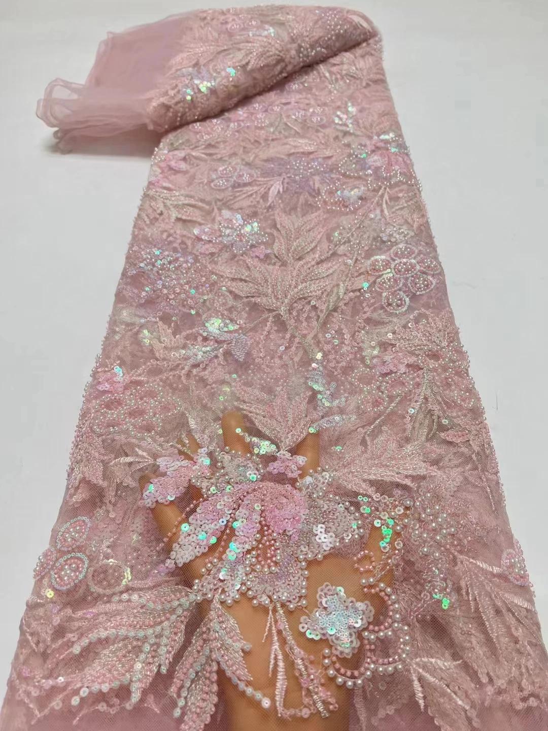 

2024 Высококачественная Изысканная африканская бисерная блестящая кружевная ткань французская вышивка кружевная ткань для нигерийского свадебного платья HX