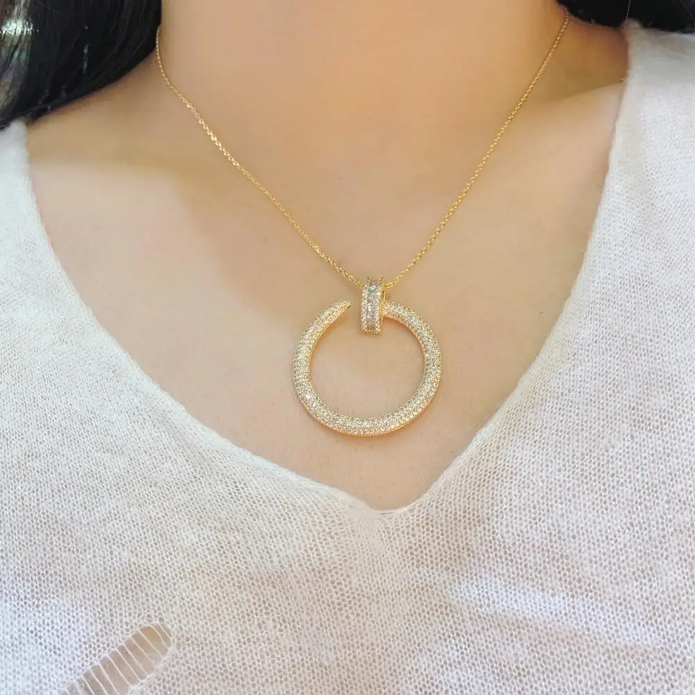 

Fashion Top Quality AAAA CZ Brilliant Round Shape Female Pendants Necklace For Women Party Accessories colgante botella P54