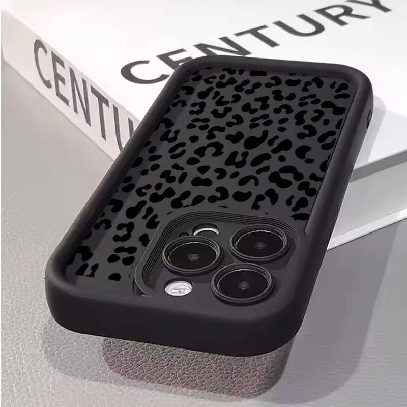 Retro Leopard Phone Case - Stylish Protective Cover