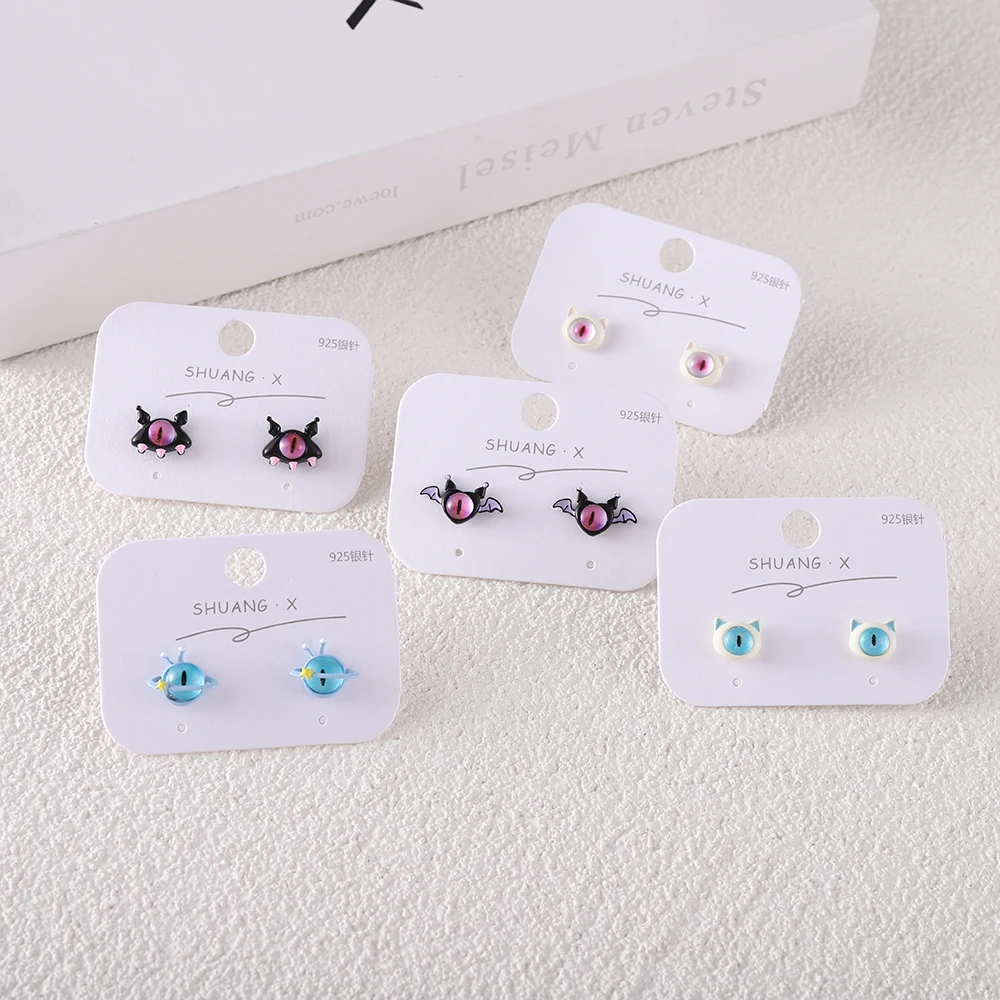 2023CosplayAnimeEarringForWomenRedSingleEyeMonsterPiercing