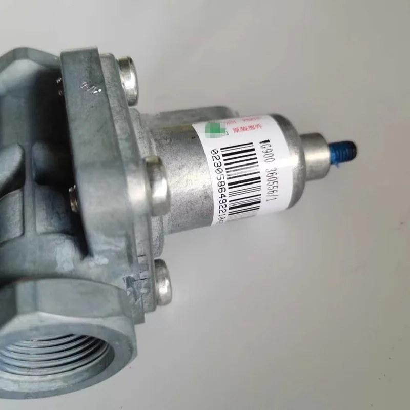 WG9000360556 Overflow Valve 0.7MPA Backflow Free Used For CNHTC SINOTRUK HOWO T7H T5G SITRAK Brake Gas Pipe Anti-backflow Valve