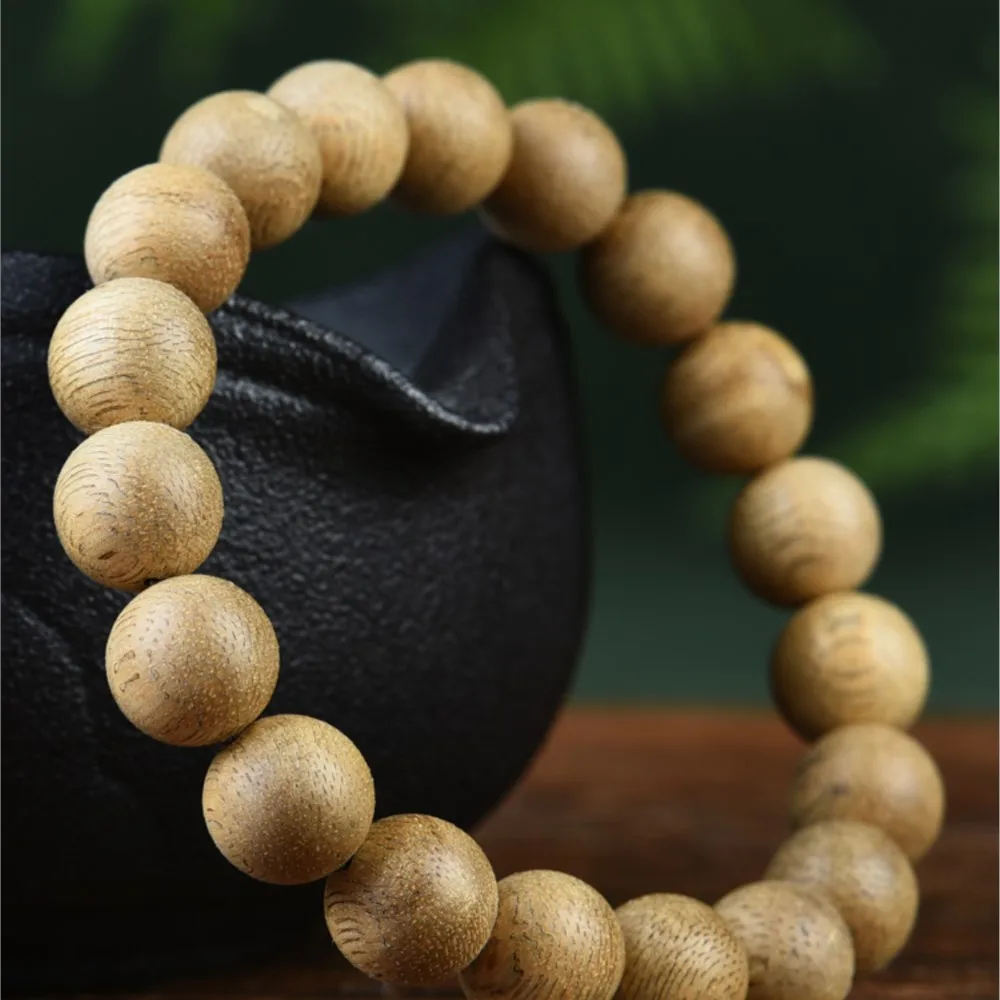 

Nha Trang Agarwood Bracelet 10mm Single Circle Men and Women Wooden Cultural Artifact