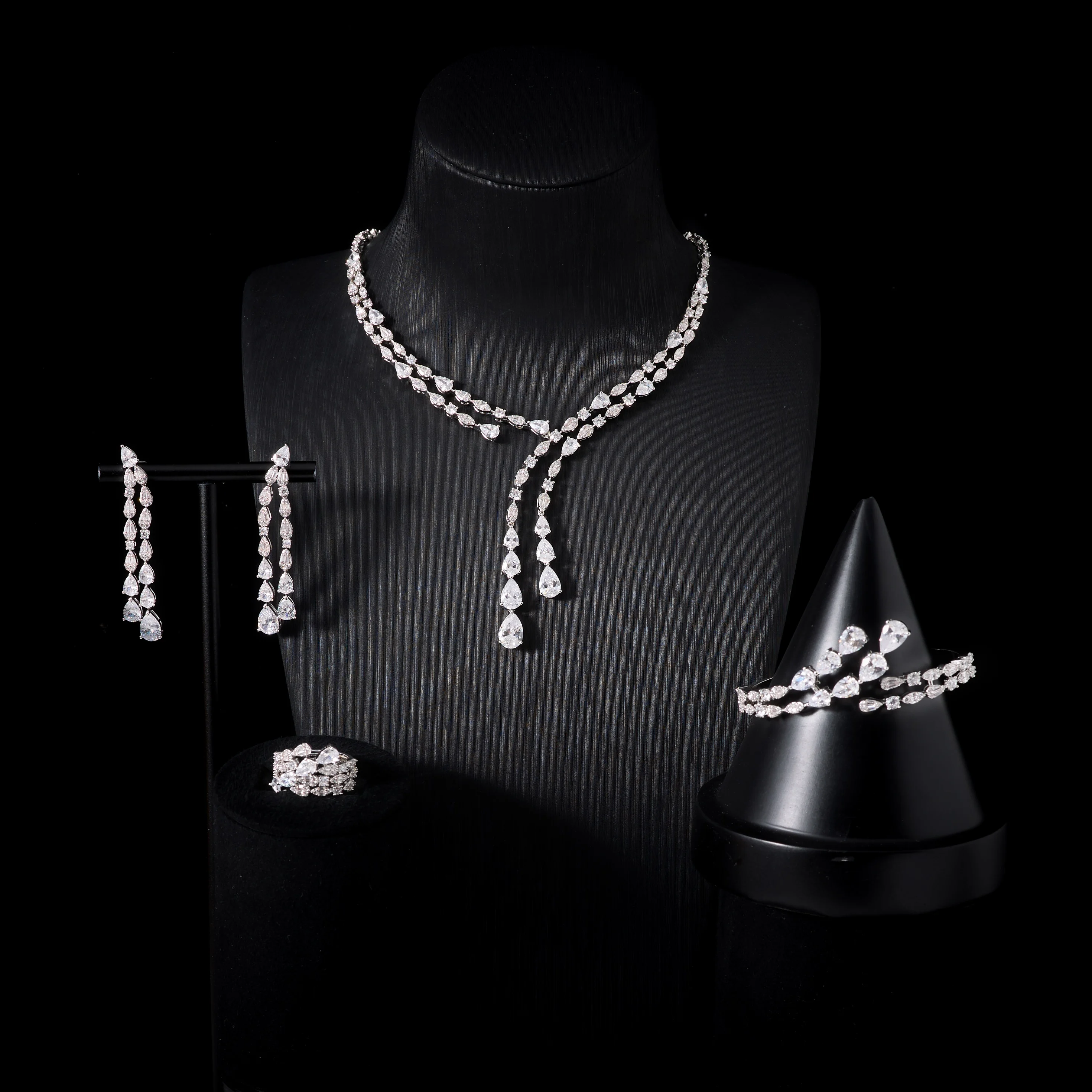 Elegant Black and Silver Women\'s Accessory Set Sd991e2e0545d4e7787a55e4636f37  main image 2