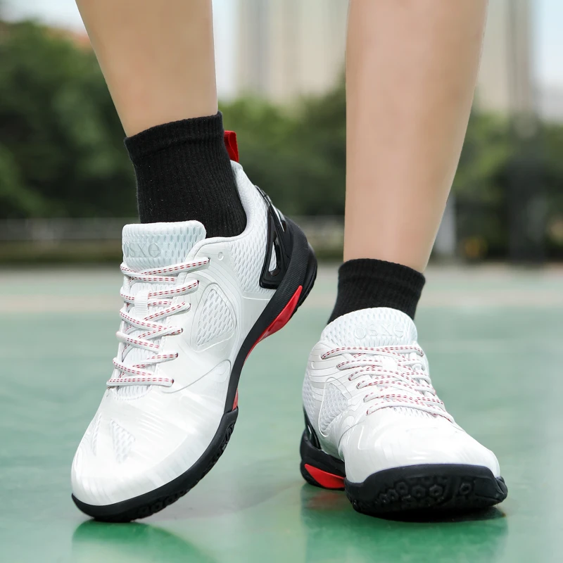 Professional Badminton Shoes Men Women Luxury Badminton Sneakers Light Weight Tennis Shoes Anti Slip Volleyball Sneakers