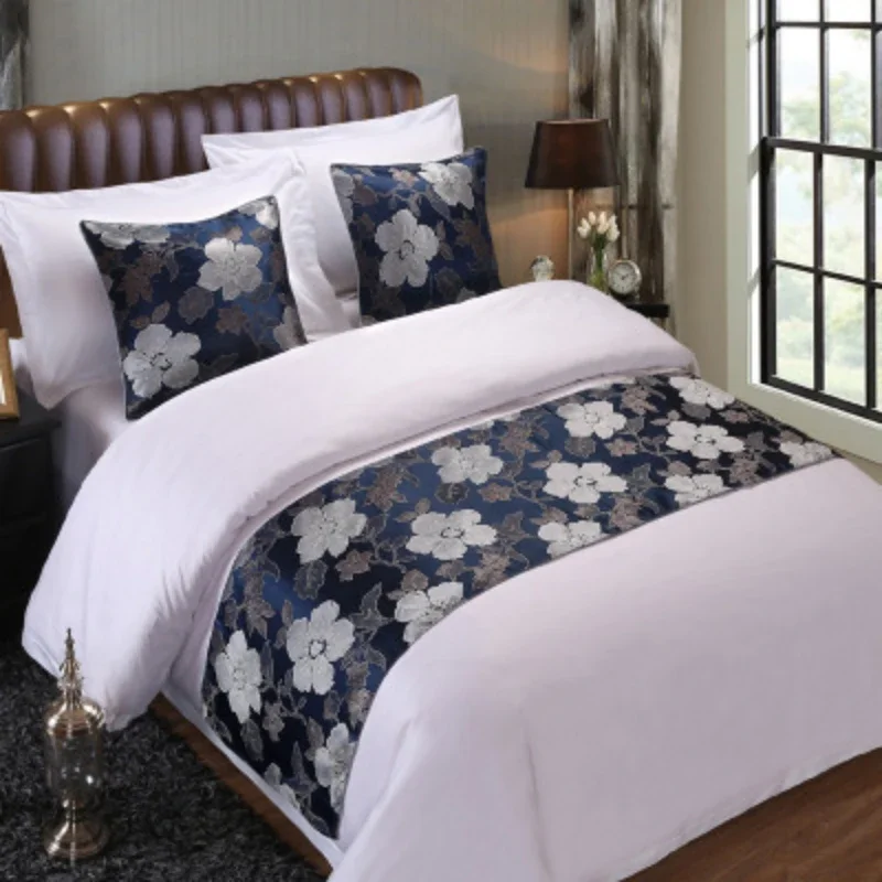 

Hotels Homestays Decorative Bed Flags Simple Modern Solid Color Bed Towel Soft Comfortable Bed Tail Cushion Hugging Pillow Cover