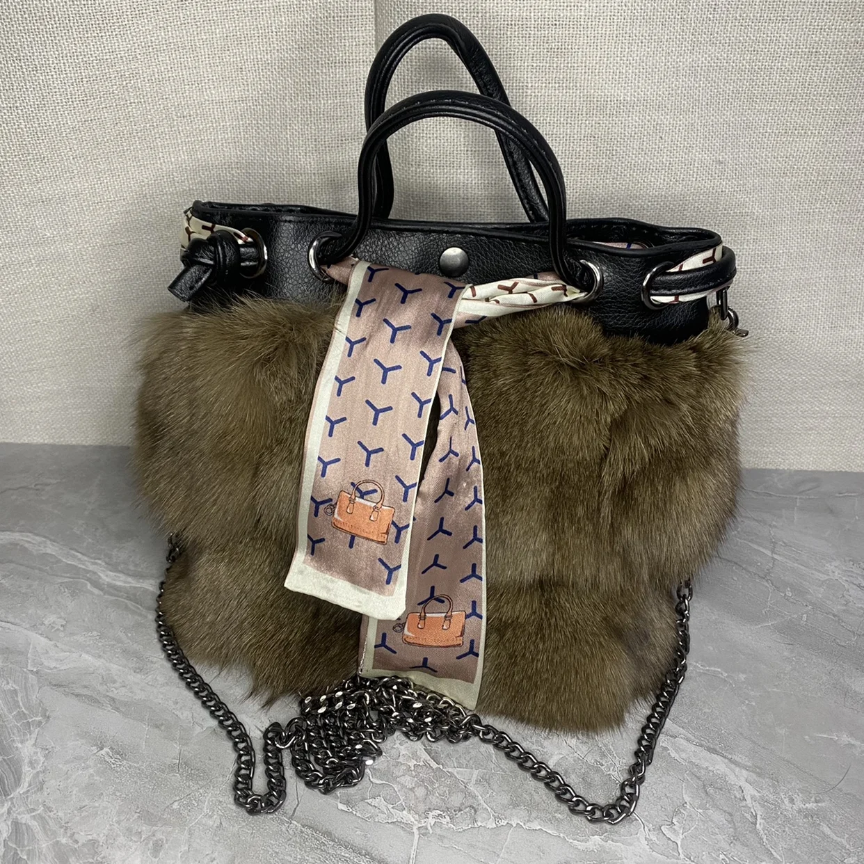 2023 Fox Hair Popular Bowknot Bucket Handbag Drawstring Fur Bag Single Shoulder Oblique Straddle Bag Winter Fashion Women's Bag