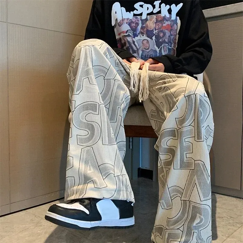 High Rise Lettering Print Straight-Fit Sweat Pants main image 0