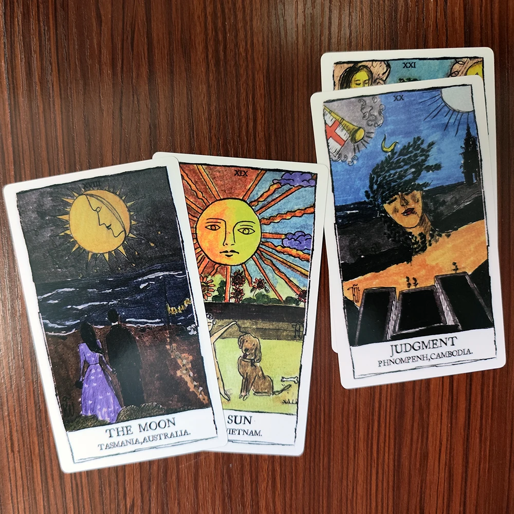 12x7cm QUEN Divination Tarot - 2022 CARTA Awards' Tarot of the Year  deck  for Beginners with PDF Guide Boo 5