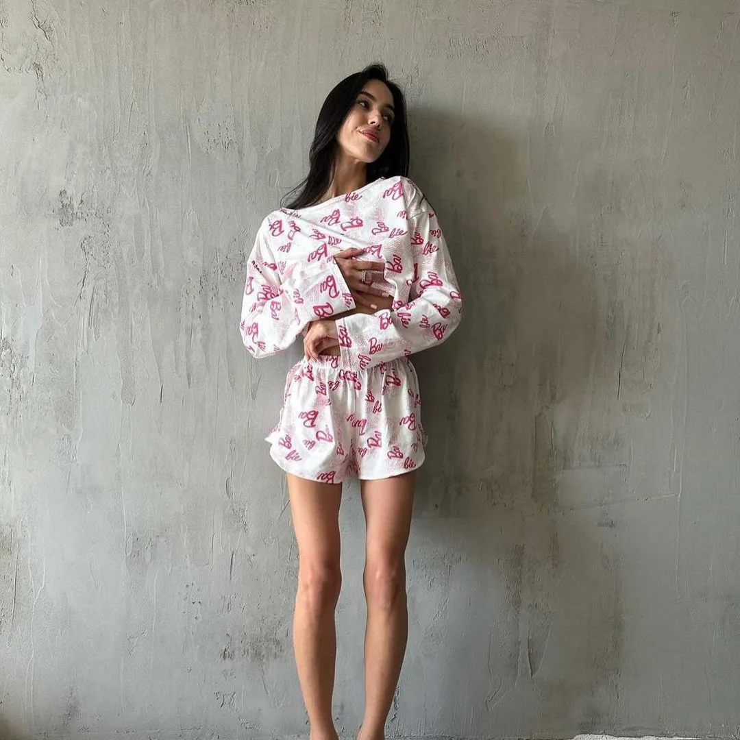 Spring and summer niche letter print short navel long sleeved shirt elastic waist shorts women's fashion two-piece set