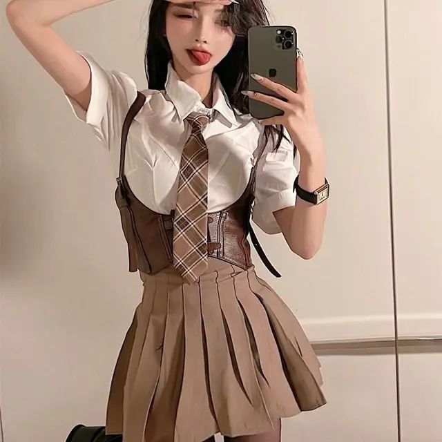 2023 한국 일본 스타일 슬림 스위트 섹시 걸 유니폼 JK 세트, 폴로 칼라 반팔 셔츠, 짧은 플리츠 스커트, 레트로 슈트의 상품정보