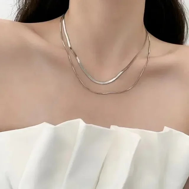 Collier Double couche étoile lune pour femmes, couleur argent, breloque délicate en Zircon, chaîne ras du cou en acier inoxydable, bijoux, nouvelle mode